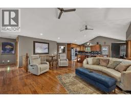 425 Park AVENUE West - 11