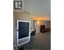 46 OTTAWA DRIVE - 10