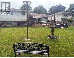 46 OTTAWA DRIVE - 17