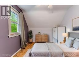 53 Sunnyside AVENUE - 14