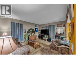185 Thames STREET - 16