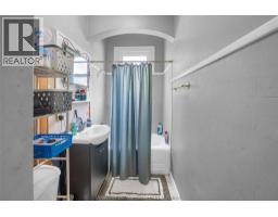 185 Thames STREET - 22