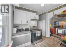 185 Thames STREET - 36