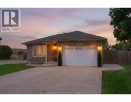 67 Azar AVENUE - 1