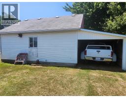 696 CAMERON ROAD - 26