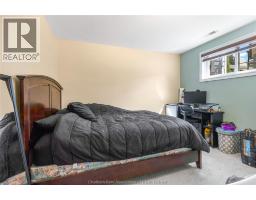 100 ARGYLE CRESCENT - 31