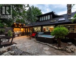3 Pine Crest ROAD - 42