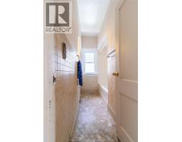 38 Barthe STREET - 21