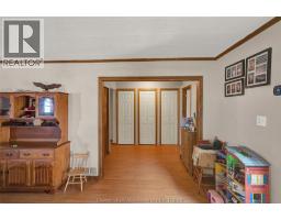 5468 Queens LINE - 16