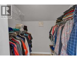 32 Sherwood COURT - 24