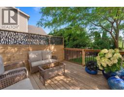 32 Sherwood COURT - 45