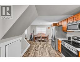 133 Woods STREET - 27