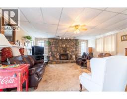 16 ARTHUR DRIVE - 12