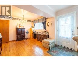 16 ARTHUR DRIVE - 22