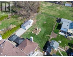 16 ARTHUR DRIVE - 4