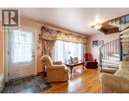 16 ARTHUR DRIVE - 5