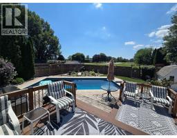 16 Donalda DRIVE - 31