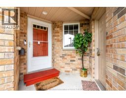 154 Semenyn AVENUE UnitNo. 24 - 4