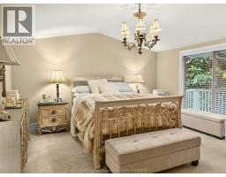 301 VICTORIA AVENUE - 24