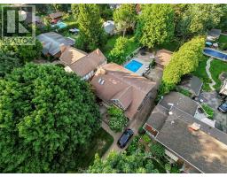 301 VICTORIA AVENUE - 3