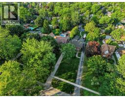 301 VICTORIA AVENUE - 48