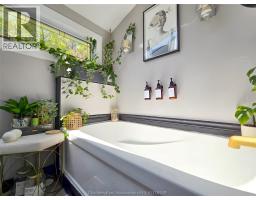 81 SANDYS STREET - 32