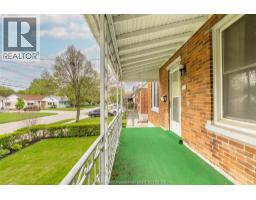 118 Alexandra AVENUE - 4