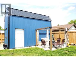 10 Athlone ROAD - 23