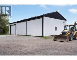 864 MCNAUGHTON AVENUE East - 29