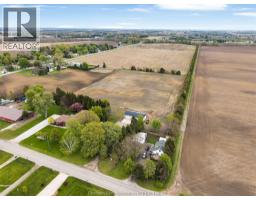 864 MCNAUGHTON AVENUE East - 33