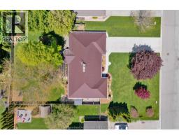 27 Cramar CRESCENT - 48
