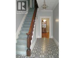 26 ERIE STREET South - 11