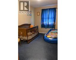 5 Bernard AVENUE East - 9
