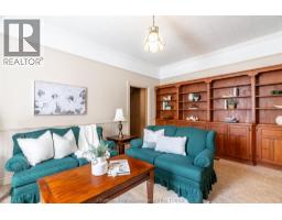 4 Maple STREET - 8