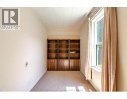 4 Maple STREET - 9