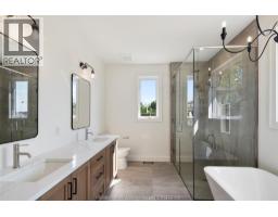 71 Rosewood CRESCENT - 29
