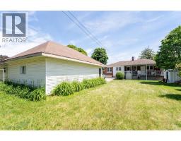 71 Coatsworth AVENUE - 38