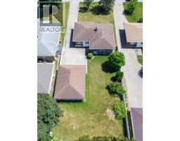 71 Coatsworth AVENUE - 48