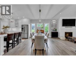 21267 Adams CRESCENT - 20