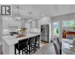 21267 Adams CRESCENT - 22