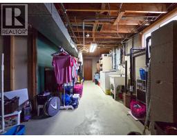 211 Faubert DRIVE - 48