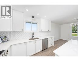 5583 Carriage ROAD - 11