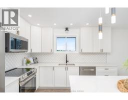 5583 Carriage ROAD - 12