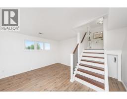 5583 Carriage ROAD - 22