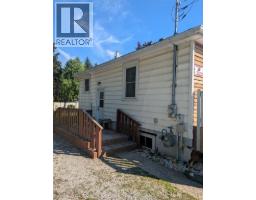 284 Colborne STREET - 6