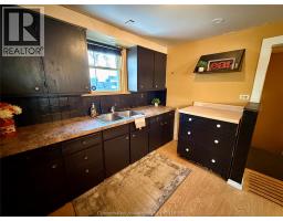 37 Foster STREET - 9