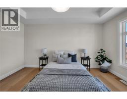 211 Rosewood CRESCENT - 31
