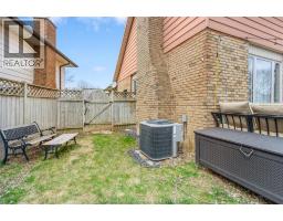 76 PAMELA CRESCENT - 42