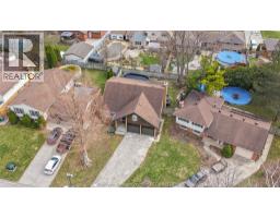 76 PAMELA CRESCENT - 46