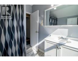 27 - 27 1/2 Prince STREET South - 17